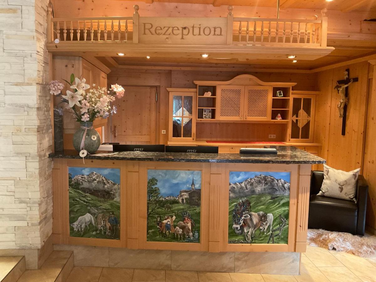 Alpenhotel Gurgltalblick ナッセライト エクステリア 写真